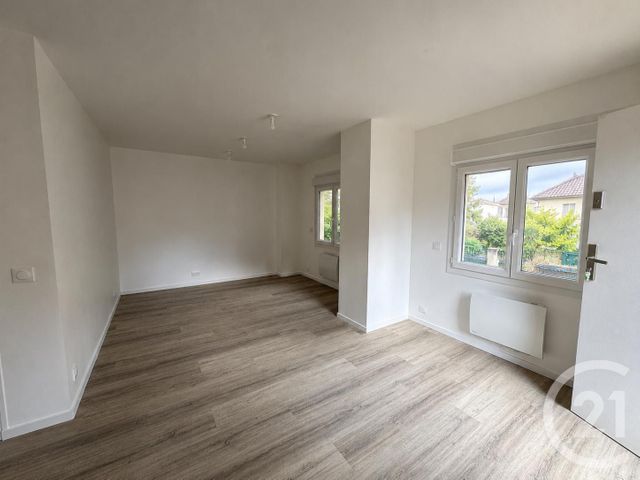 Appartement T2 &agrave; louer - 2 pi&egrave;ces - 35,77 m2 - St Andre De L Eure - 27 - HAUTE-NORMANDIE