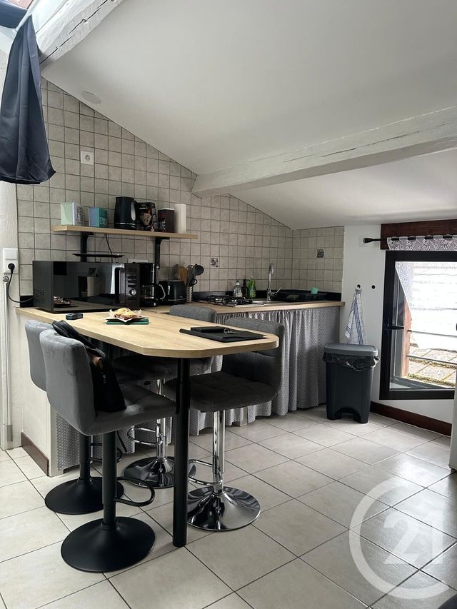 Appartement F2 &agrave; louer - 2 pi&egrave;ces - 31,07 m2 - Gasny - 27 - HAUTE-NORMANDIE