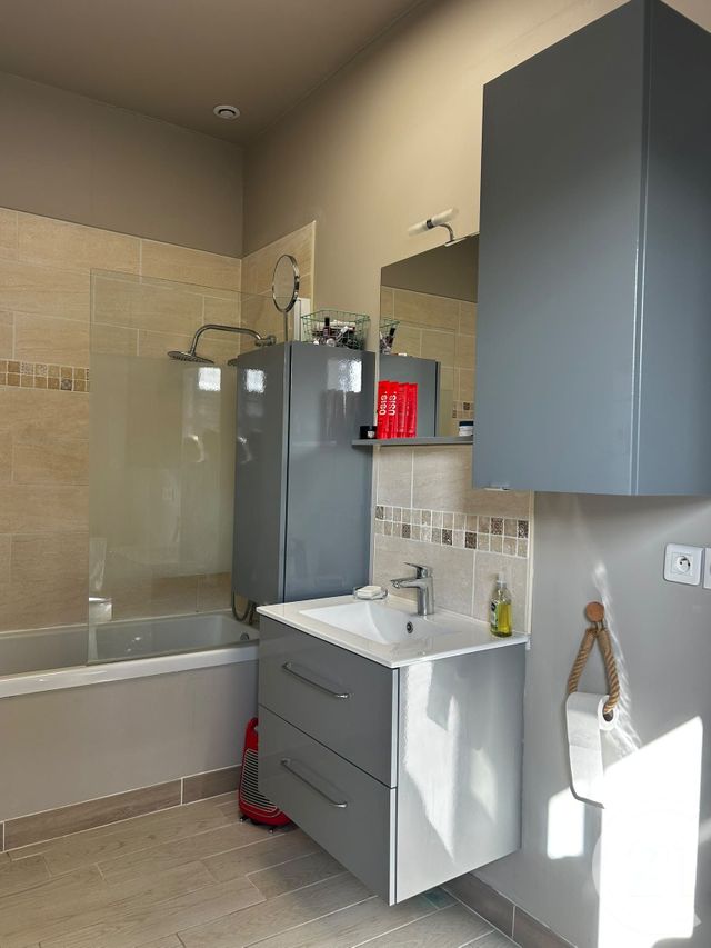 Appartement F3 &agrave; louer - 3 pi&egrave;ces - 65 m2 - Ezy Sur Eure - 27 - HAUTE-NORMANDIE