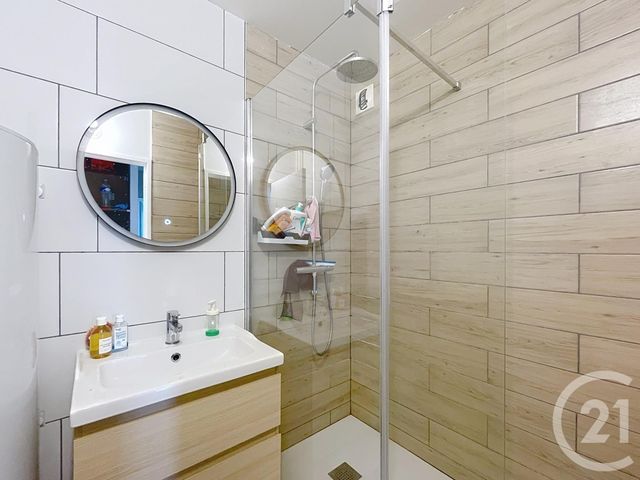 Appartement F3 à vendre - 4 pièces - 71,47 m2 - Longueil Annel - 60 - PICARDIE