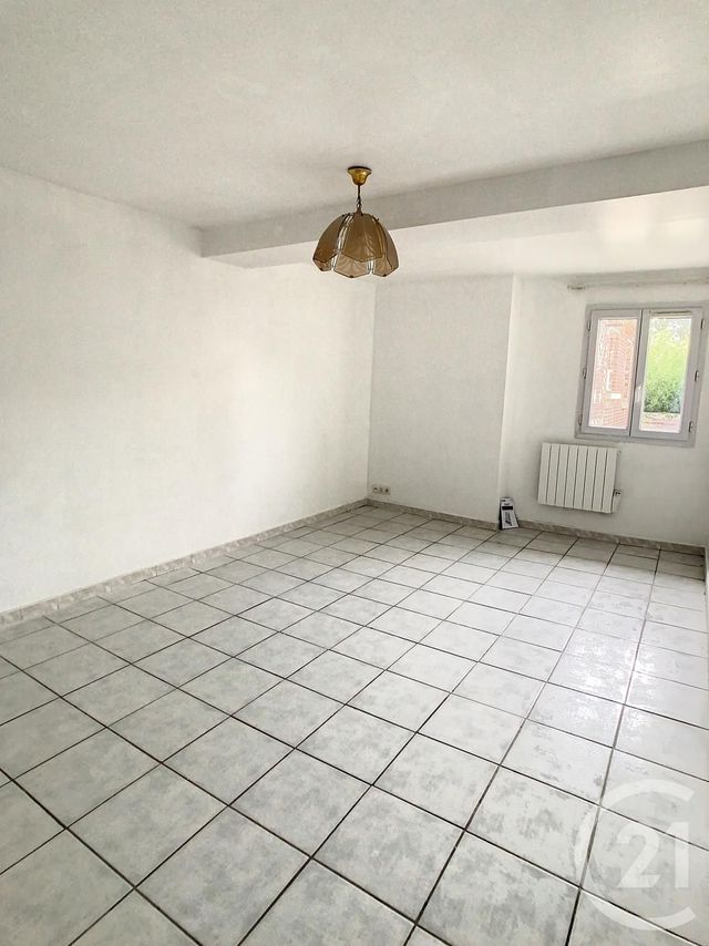Appartement F2 à louer - 2 pièces - 38,20 m2 - Monchy Humieres - 60 - PICARDIE