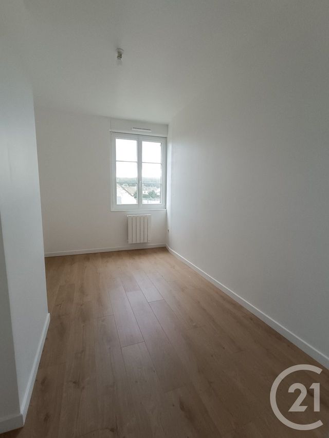 Maison &agrave; louer - 3 pi&egrave;ces - 55,17 m2 - Marqueglise - 60 - PICARDIE