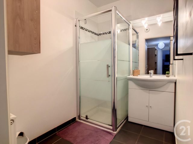 Appartement F3 &agrave; louer - 3 pi&egrave;ces - 57,26 m2 - Compiegne - 60 - PICARDIE