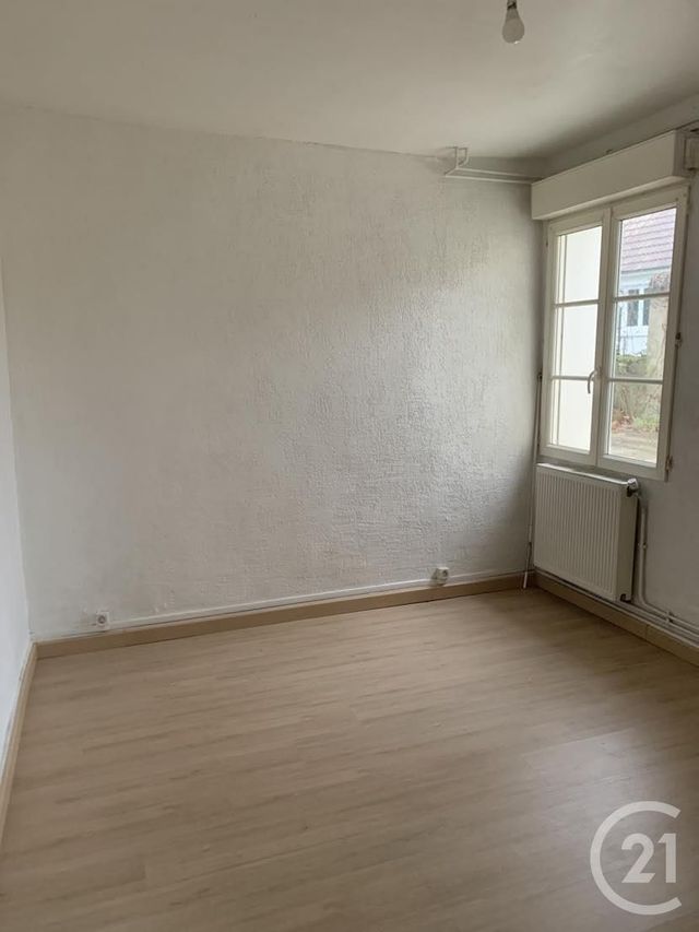 Appartement T3 &agrave; louer - 3 pi&egrave;ces - 71,13 m2 - Jaux - 60 - PICARDIE