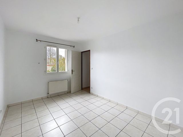 Maison &agrave; louer - 5 pi&egrave;ces - 93,43 m2 - Longueil Annel - 60 - PICARDIE