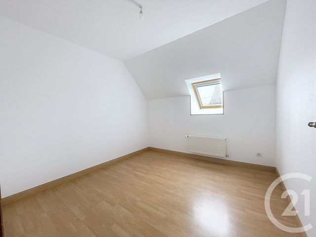 Maison &agrave; louer - 5 pi&egrave;ces - 93,43 m2 - Longueil Annel - 60 - PICARDIE