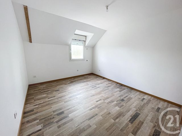 Maison &agrave; louer - 8 pi&egrave;ces - 126,41 m2 - Mortemer - 60 - PICARDIE