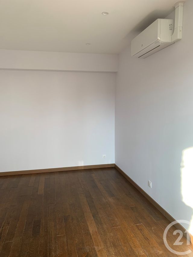 Appartement F3 &agrave; louer - 2 pi&egrave;ces - 46,13 m2 - Longueil Annel - 60 - PICARDIE