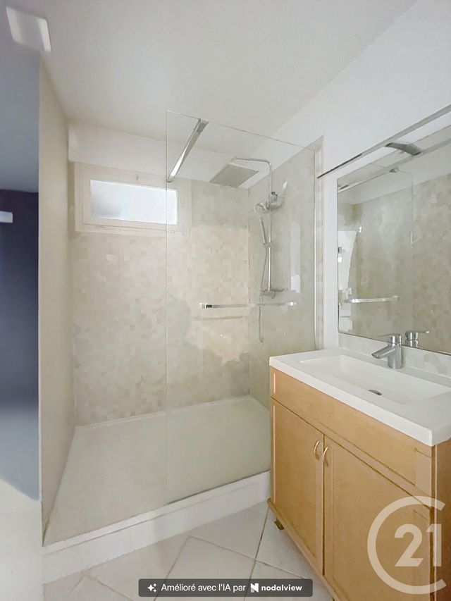 Appartement F2 &agrave; louer - 2 pi&egrave;ces - 50,42 m2 - Compiegne - 60 - PICARDIE