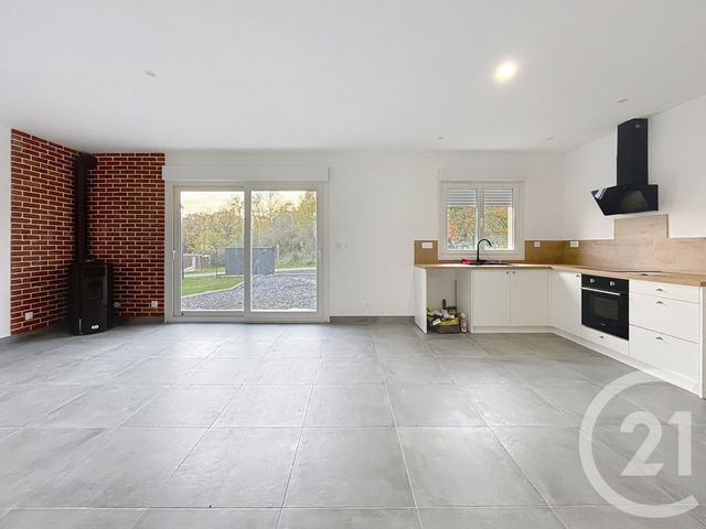 Maison &agrave; louer - 4 pi&egrave;ces - 80,70 m2 - Boulogne La Grasse - 60 - PICARDIE