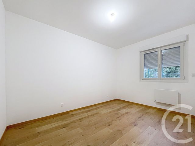 Maison &agrave; louer - 4 pi&egrave;ces - 80,70 m2 - Boulogne La Grasse - 60 - PICARDIE