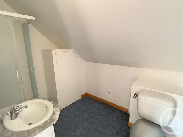 Maison &agrave; louer - 3 pi&egrave;ces - 48 m2 - Elincourt Ste Marguerite - 60 - PICARDIE