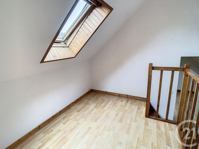 Maison &agrave; louer - 3 pi&egrave;ces - 48 m2 - Elincourt Ste Marguerite - 60 - PICARDIE
