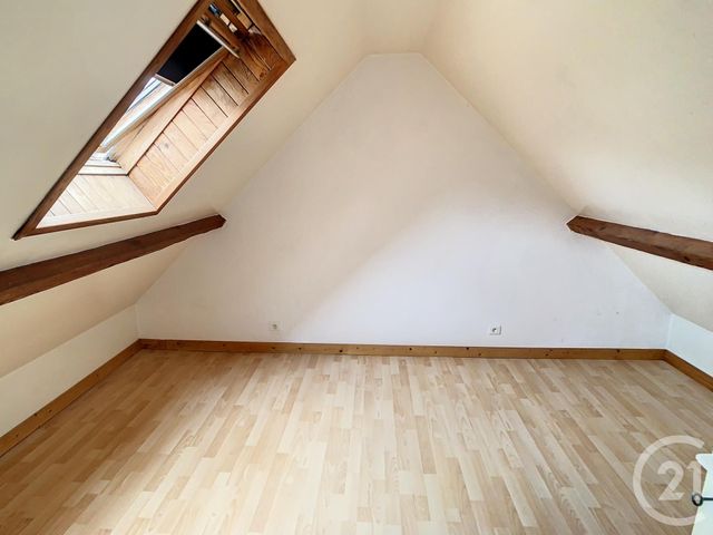 Maison &agrave; louer - 3 pi&egrave;ces - 48 m2 - Elincourt Ste Marguerite - 60 - PICARDIE