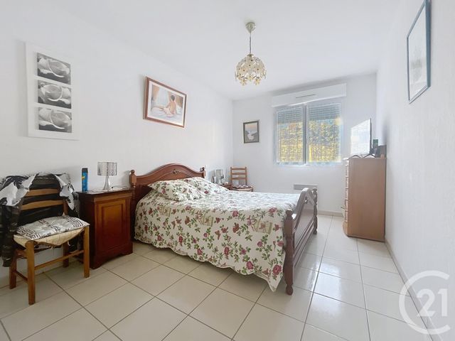 Appartement à vendre - 4 pièces - 87,97 m2 - St Raphael - 83 - PROVENCE-ALPES-COTE-D-AZUR