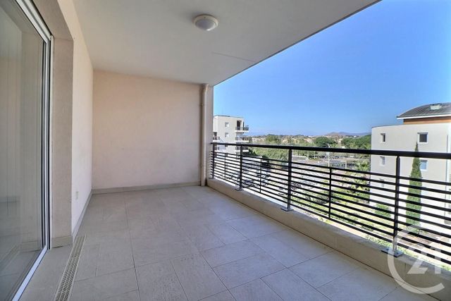 Appartement T2 à vendre - 2 pièces - 40 m2 - Frejus - 83 - PROVENCE-ALPES-COTE-D-AZUR