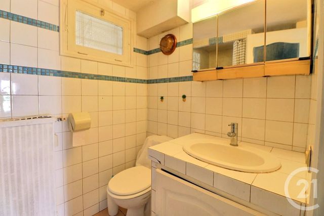 Appartement Studio à vendre - 1 pièce - 19 m2 - St Raphael - 83 - PROVENCE-ALPES-COTE-D-AZUR