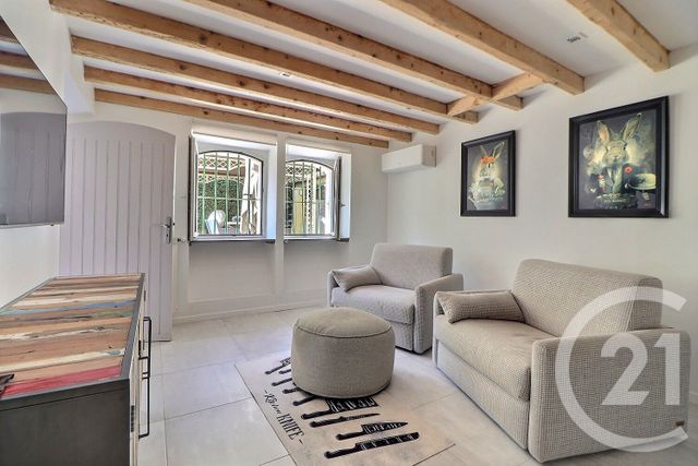 Maison à vendre - 7 pièces - 244 m2 - St Raphael - 83 - PROVENCE-ALPES-COTE-D-AZUR