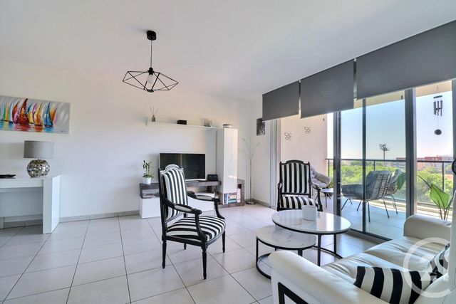 Appartement T4 &agrave; vendre - 4 pi&egrave;ces - 91,82 m2 - Frejus - 83 - PROVENCE-ALPES-COTE-D-AZUR
