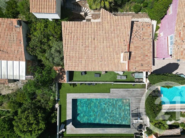 Maison à vendre - 5 pièces - 130 m2 - Roquebrune Sur Argens - 83 - PROVENCE-ALPES-COTE-D-AZUR