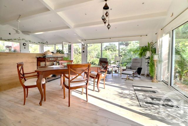 Maison à vendre - 8 pièces - 215 m2 - Puget Sur Argens - 83 - PROVENCE-ALPES-COTE-D-AZUR