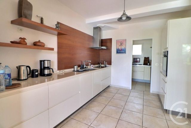 Maison à vendre - 6 pièces - 182 m2 - Bagnols En Foret - 83 - PROVENCE-ALPES-COTE-D-AZUR