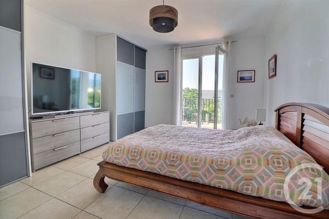 Maison à vendre - 6 pièces - 182 m2 - Bagnols En Foret - 83 - PROVENCE-ALPES-COTE-D-AZUR