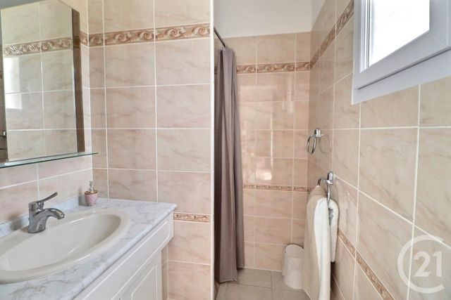Maison &agrave; vendre - 6 pi&egrave;ces - 206 m2 - Bagnols En Foret - 83 - PROVENCE-ALPES-COTE-D-AZUR