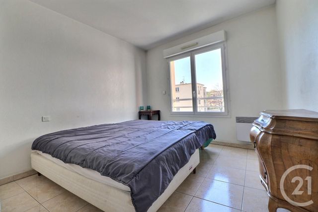 Appartement F3 &agrave; vendre - 3 pi&egrave;ces - 72,37 m2 - St Raphael - 83 - PROVENCE-ALPES-COTE-D-AZUR