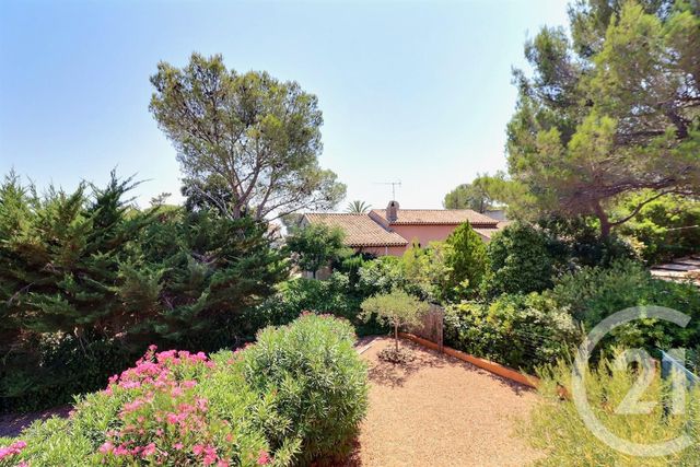 Maison à vendre - 4 pièces - 91,53 m2 - St Raphael - 83 - PROVENCE-ALPES-COTE-D-AZUR