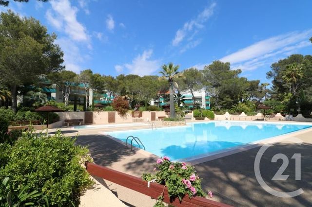 Appartement T3 &agrave; vendre - 3 pi&egrave;ces - 75 m2 - St Raphael - 83 - PROVENCE-ALPES-COTE-D-AZUR