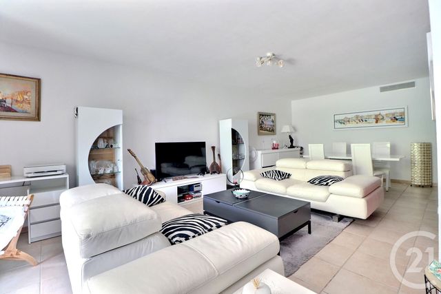 Appartement T3 &agrave; vendre - 3 pi&egrave;ces - 75 m2 - St Raphael - 83 - PROVENCE-ALPES-COTE-D-AZUR