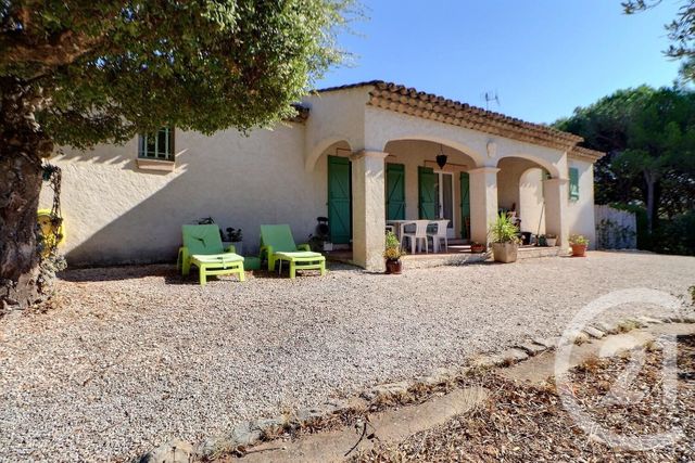 Maison à vendre - 5 pièces - 178 m2 - Roquebrune Sur Argens - 83 - PROVENCE-ALPES-COTE-D-AZUR