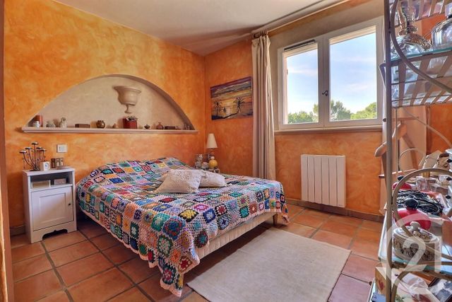 Maison à vendre - 5 pièces - 178 m2 - Roquebrune Sur Argens - 83 - PROVENCE-ALPES-COTE-D-AZUR
