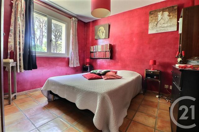 Maison à vendre - 5 pièces - 178 m2 - Roquebrune Sur Argens - 83 - PROVENCE-ALPES-COTE-D-AZUR