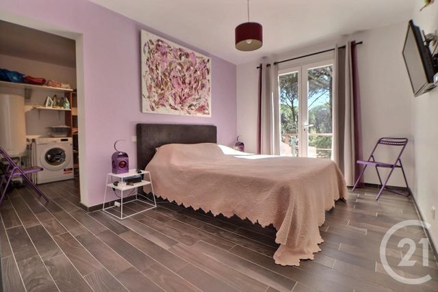 Maison à vendre - 5 pièces - 178 m2 - Roquebrune Sur Argens - 83 - PROVENCE-ALPES-COTE-D-AZUR