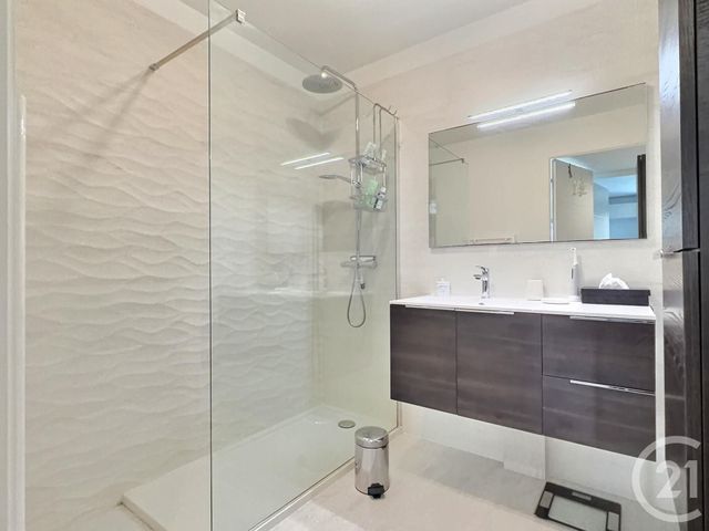 Appartement F2 à vendre - 2 pièces - 47,40 m2 - Frejus - 83 - PROVENCE-ALPES-COTE-D-AZUR