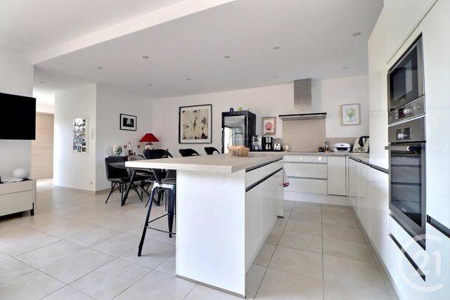 Appartement &agrave; vendre - 4 pi&egrave;ces - 110 m2 - St Raphael - 83 - PROVENCE-ALPES-COTE-D-AZUR