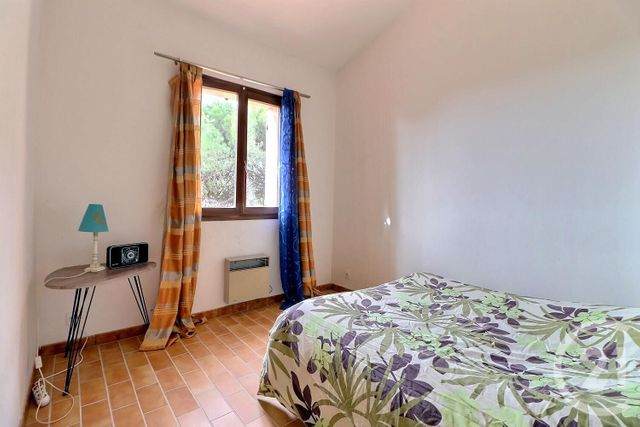 Maison à vendre - 4 pièces - 81 m2 - Frejus - 83 - PROVENCE-ALPES-COTE-D-AZUR