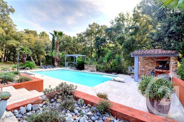 Maison à vendre - 8 pièces - 210 m2 - Puget Sur Argens - 83 - PROVENCE-ALPES-COTE-D-AZUR