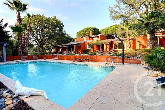 Maison à vendre - 8 pièces - 210 m2 - Puget Sur Argens - 83 - PROVENCE-ALPES-COTE-D-AZUR