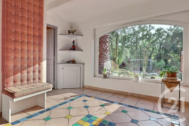 Maison à vendre - 8 pièces - 210 m2 - Puget Sur Argens - 83 - PROVENCE-ALPES-COTE-D-AZUR