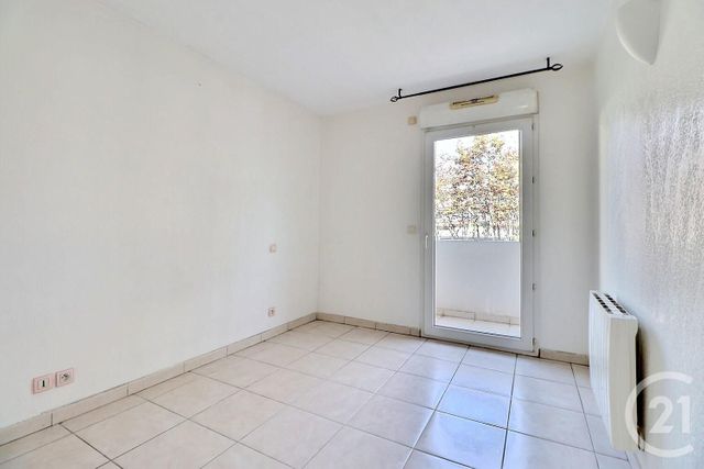 Appartement F3 à vendre - 3 pièces - 68,28 m2 - Frejus - 83 - PROVENCE-ALPES-COTE-D-AZUR