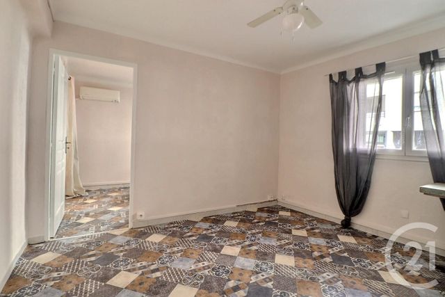 Appartement T2 &agrave; vendre - 2 pi&egrave;ces - 22,79 m2 - St Raphael - 83 - PROVENCE-ALPES-COTE-D-AZUR