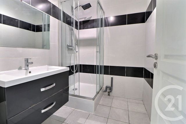 Appartement T3 &agrave; vendre - 3 pi&egrave;ces - 62,36 m2 - Frejus - 83 - PROVENCE-ALPES-COTE-D-AZUR
