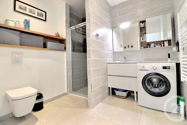 Appartement F4 &agrave; vendre - 4 pi&egrave;ces - 91,30 m2 - St Raphael - 83 - PROVENCE-ALPES-COTE-D-AZUR