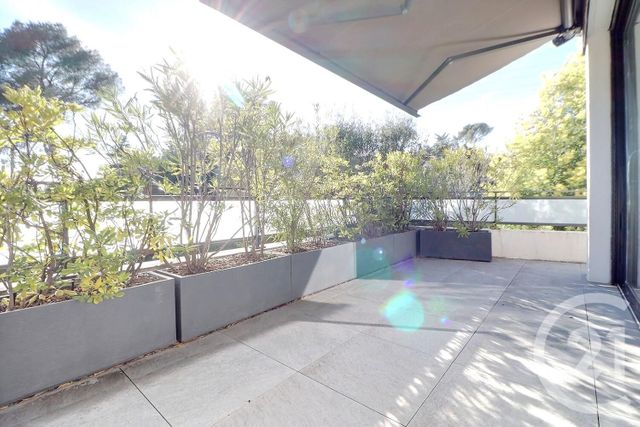 Appartement F4 &agrave; vendre - 4 pi&egrave;ces - 91,30 m2 - St Raphael - 83 - PROVENCE-ALPES-COTE-D-AZUR