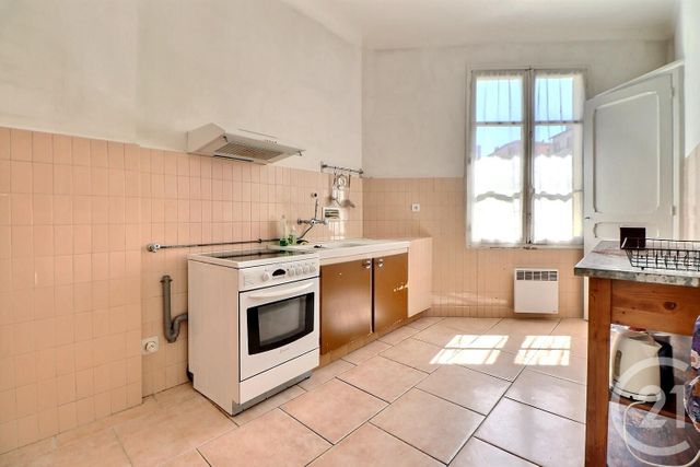 Appartement F1 &agrave; vendre - 3 pi&egrave;ces - 130 m2 - St Raphael - 83 - PROVENCE-ALPES-COTE-D-AZUR