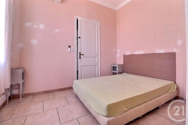 Appartement F1 &agrave; vendre - 3 pi&egrave;ces - 130 m2 - St Raphael - 83 - PROVENCE-ALPES-COTE-D-AZUR