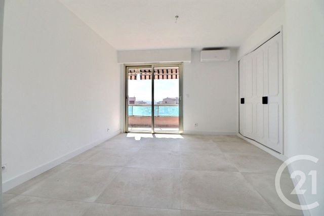 Appartement F3 &agrave; vendre - 3 pi&egrave;ces - 70,58 m2 - St Raphael - 83 - PROVENCE-ALPES-COTE-D-AZUR